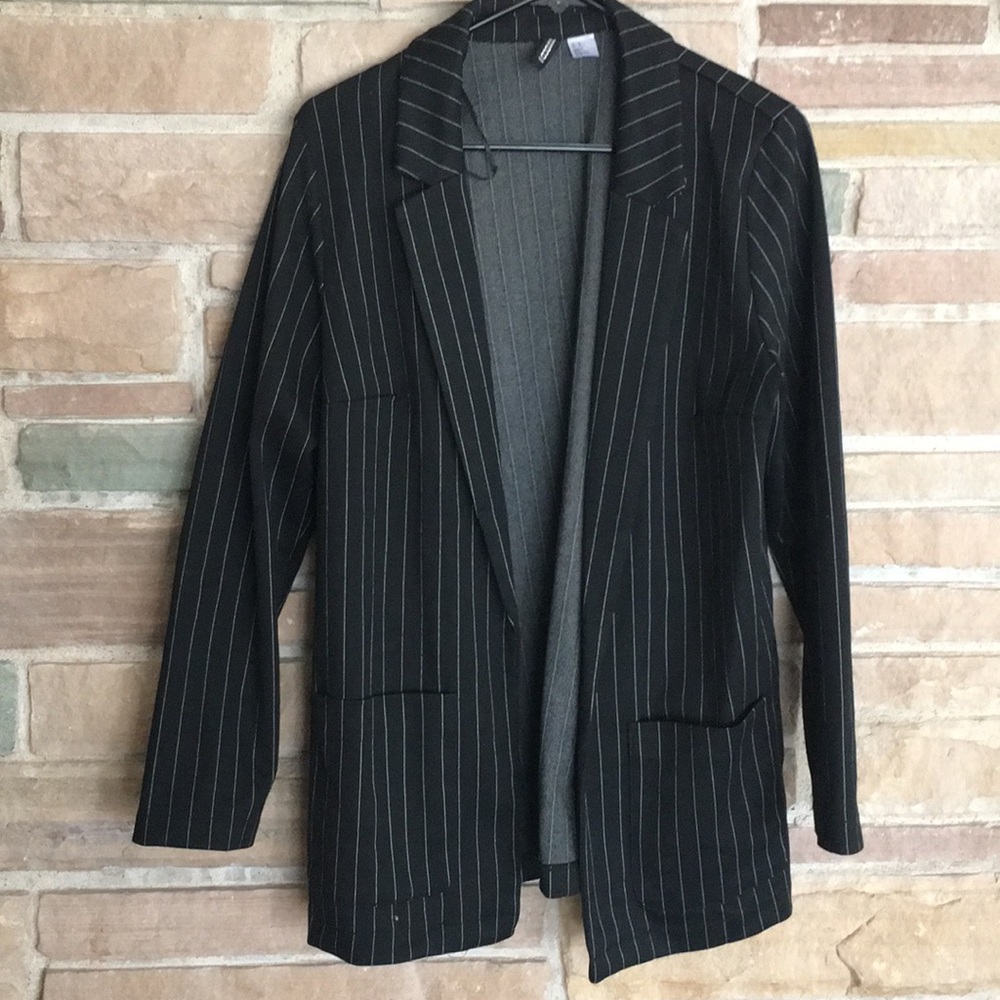 Black blazer 🖤🖤🖤